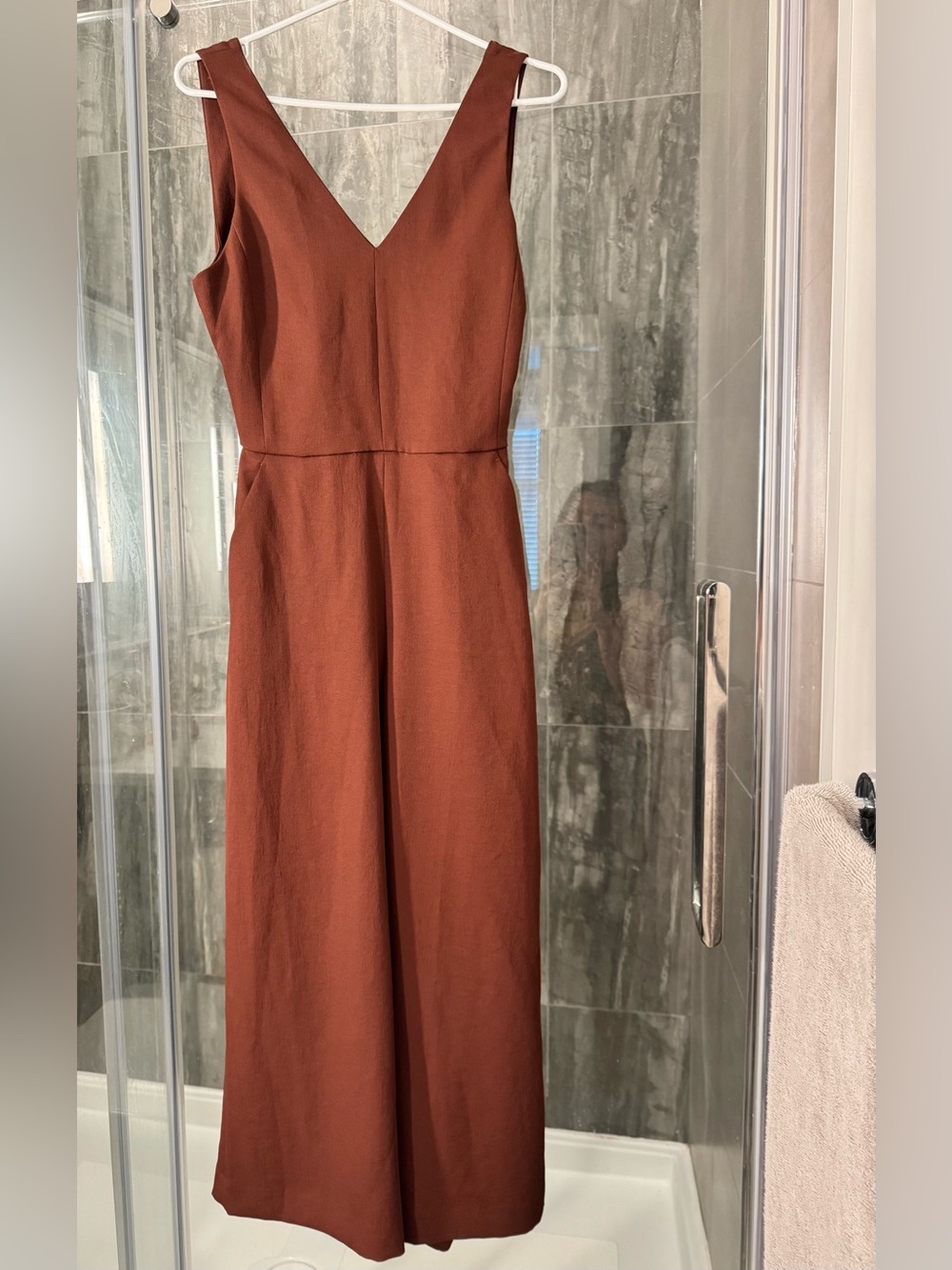 Wilfred Rust-Colored Sleeveless V-Neck Maxi Dress